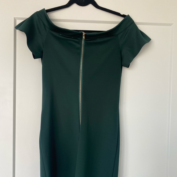 Evergreen off the shoulder cocktail dress - Picture 4 of 5